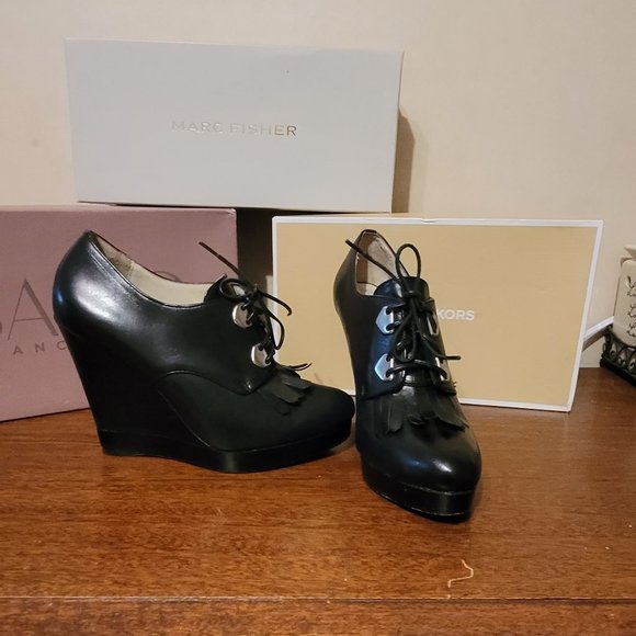 KORS Michael Kors Shoes - KORS Michael Kors leather wedges